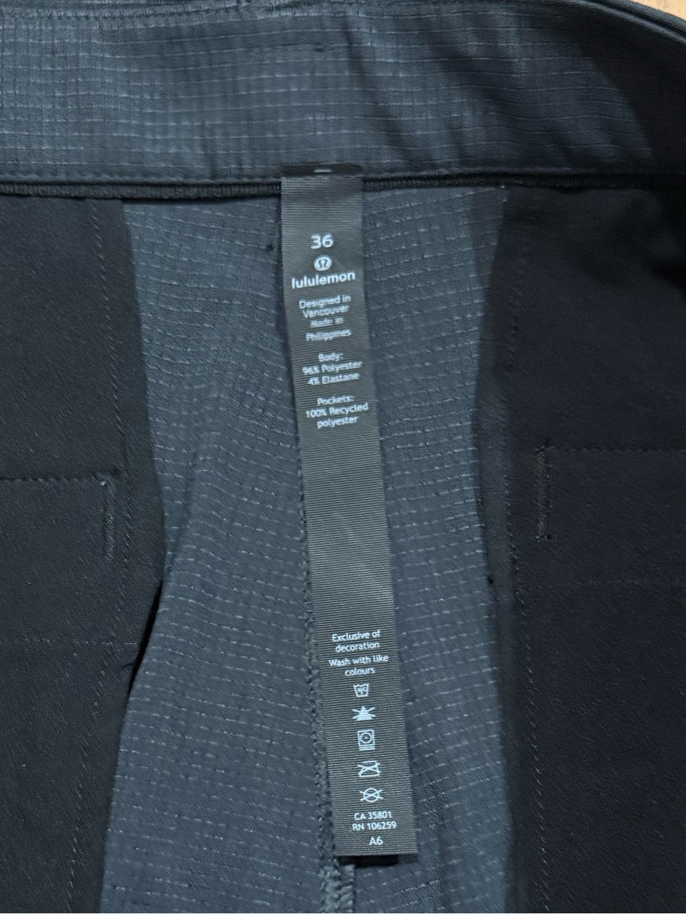 lululemon athletica Flat-Front Men's Shorts - Picture 4 of 4